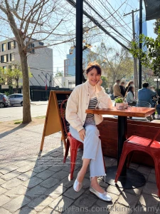 If you saw me on the street don t forget to say hi