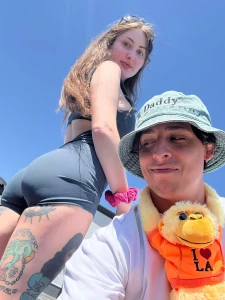 Gattouz0 just can t get enough of my peaches