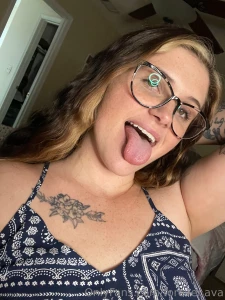 Wonder if you d fit in my mouth