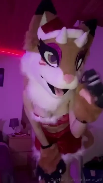 I love christmas suit 