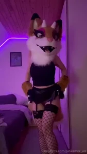 Oops seems my skirt has risen up part 1