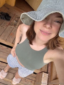 Should i keep the hat brim up or down part 3