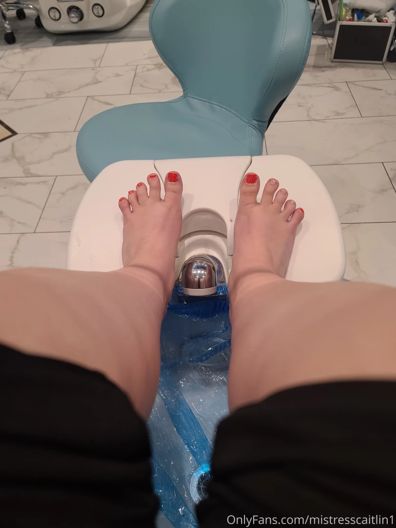 Getting a pedi today show you the color later 