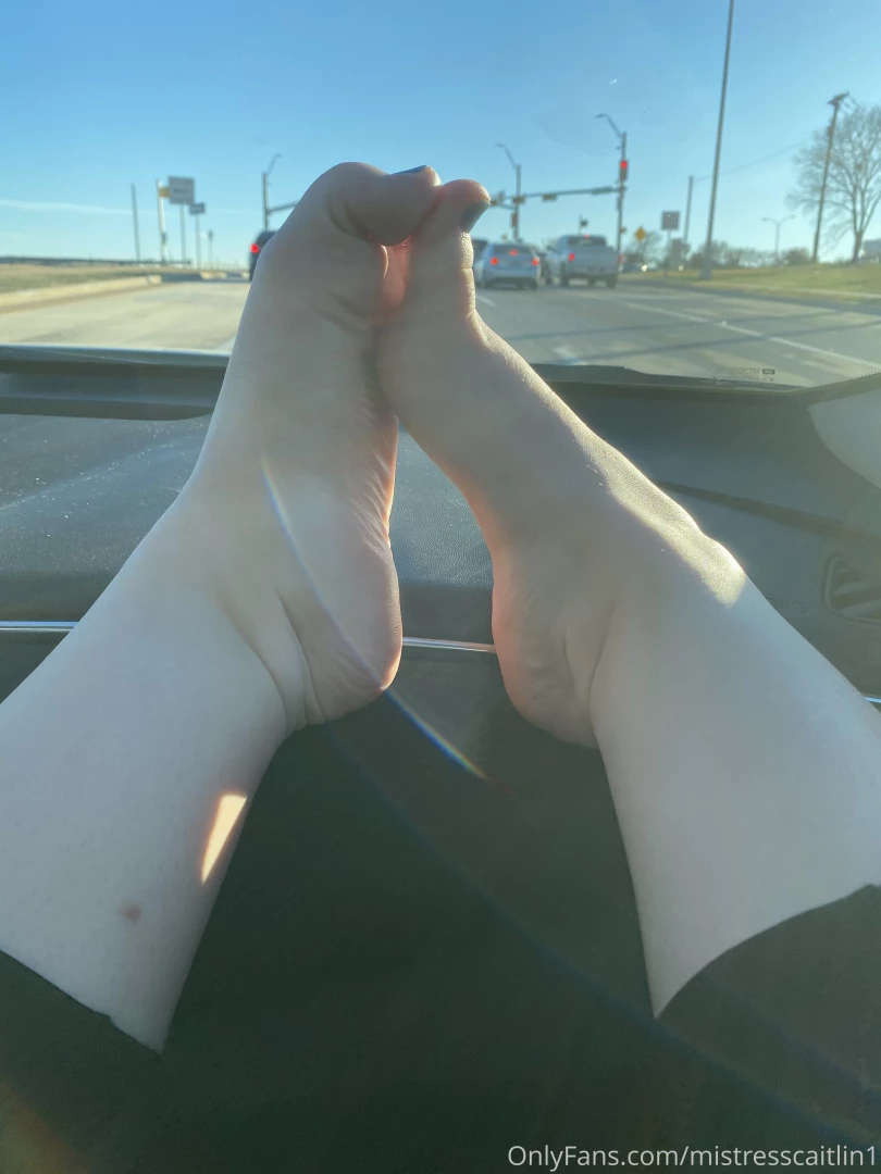 How many people stopped to look at my sexy feet i wonder hmmmm part 5 