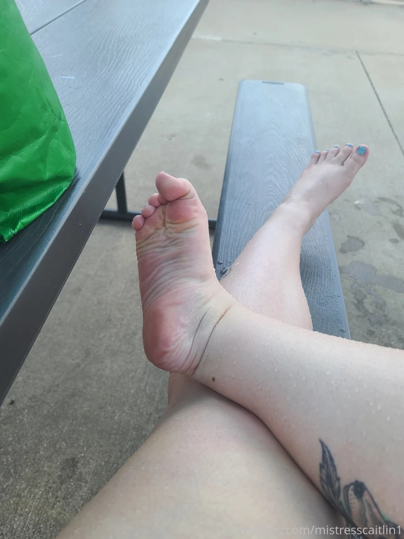 Hope you like my new color now who wants a footjob this week i m part 2 