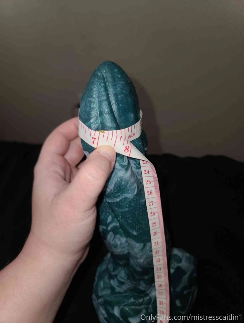 Who wants to be dominated by the way i measured the bad dragon which part 1 