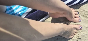 Sandy toesies part 2