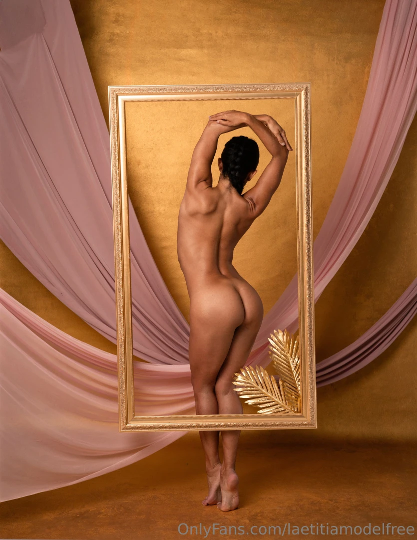 Happy humpday posting daily exclusive photos amp videos on my vip 