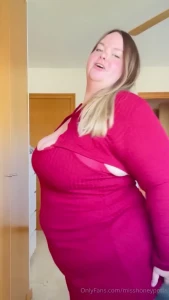 Full disclosure this is part of a custom where i react to videos sent