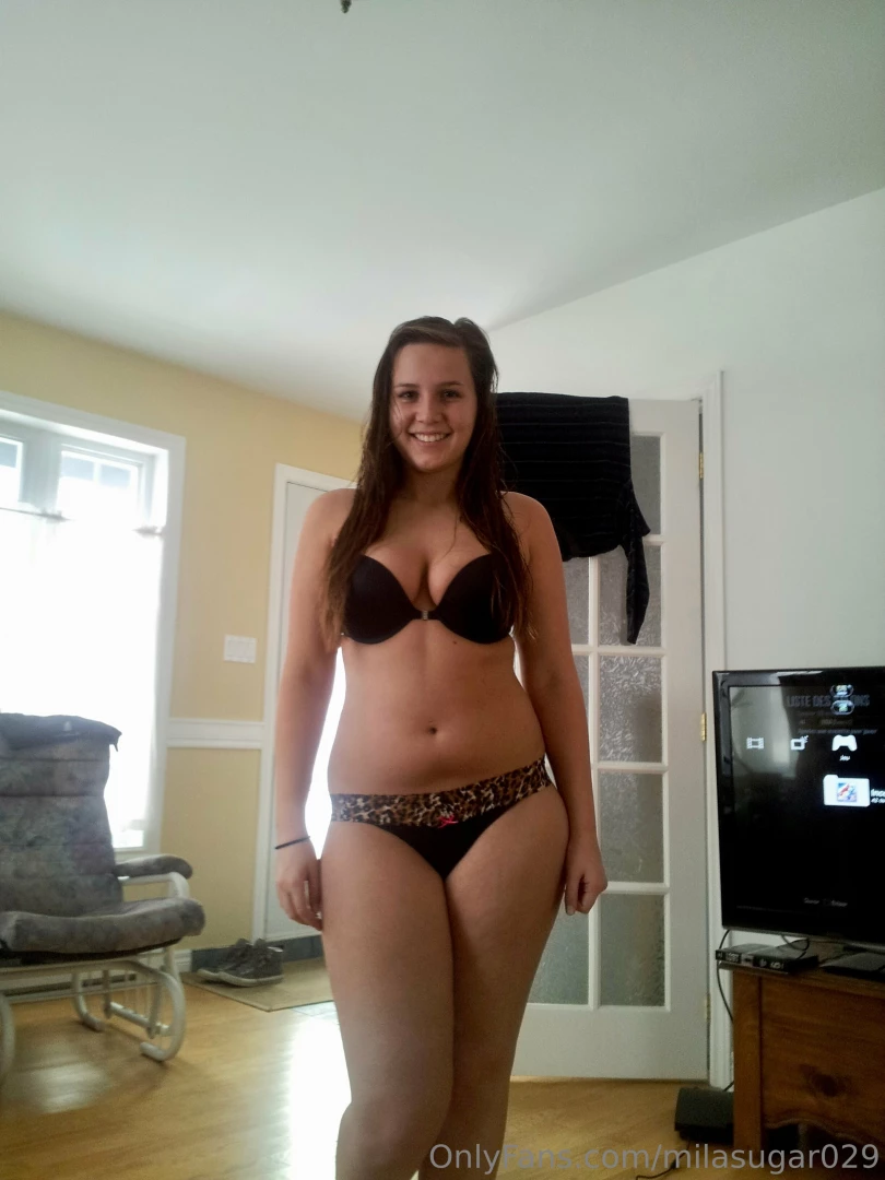 Ouf i was 18-19 on those pictures the one with the sky blue thong is part 3 