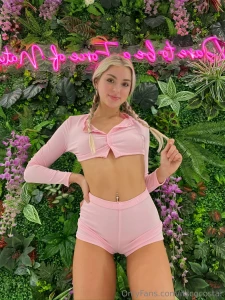 Do you think i am pretty in pink part 1