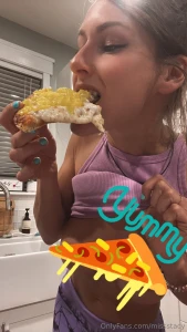 Mmmm i m being so naughty this is my favorite kind of pizza you can