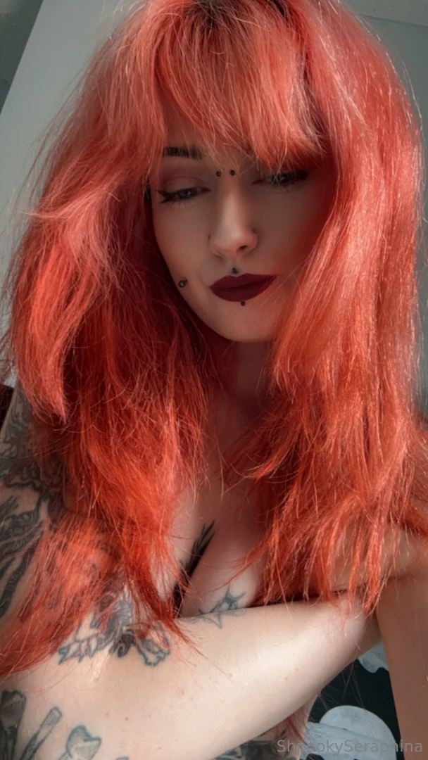 I wish you could just slide it up and down my tits right now 