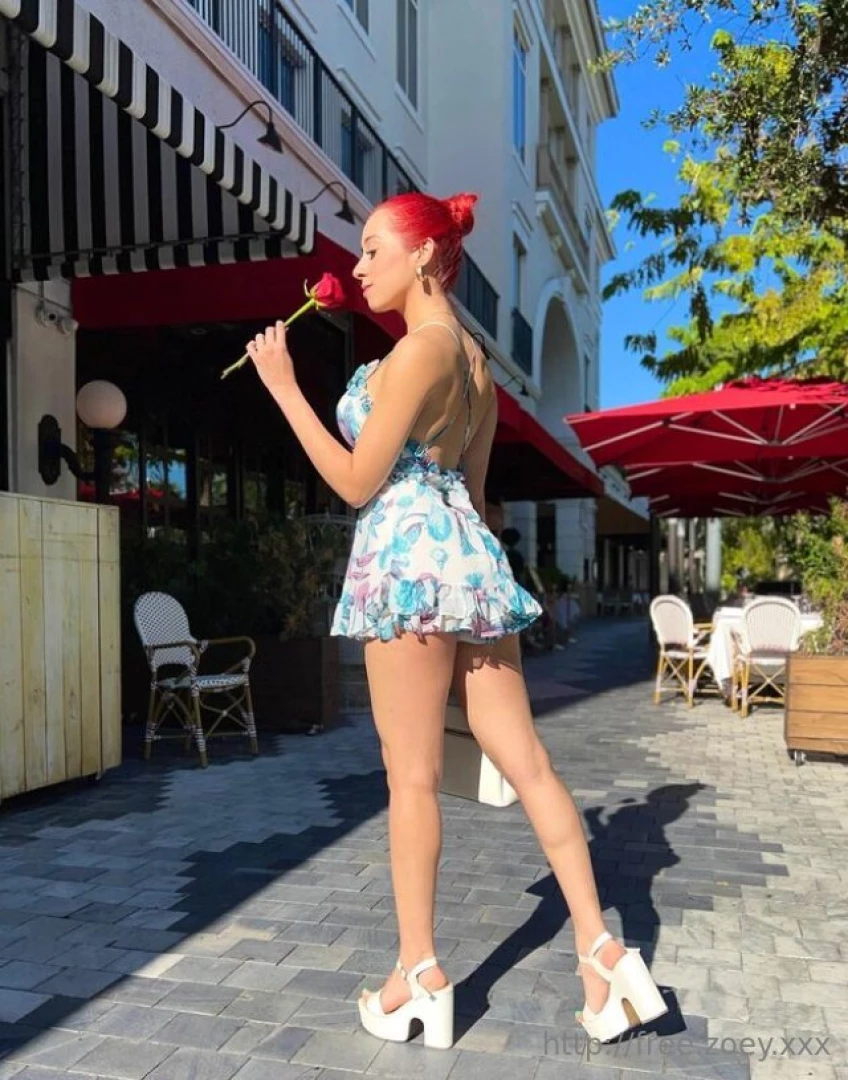 Like this post if i brightened up your day with this pic zoeydigiacomo 