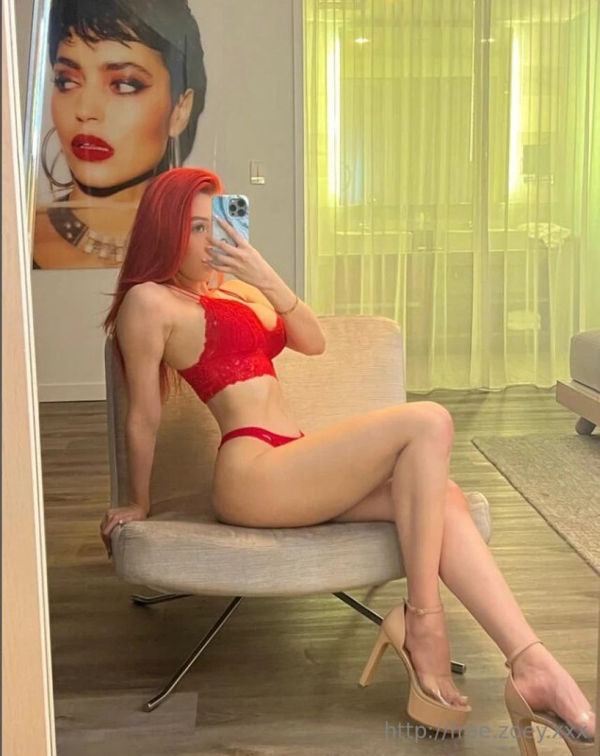 Picture this my chair is your face https onlyfans com zoeydigiacomo 