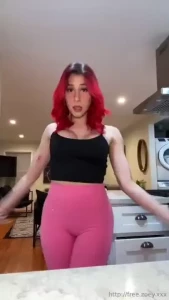 What i do after every leg day https onlyfans com zoeydigiacomo