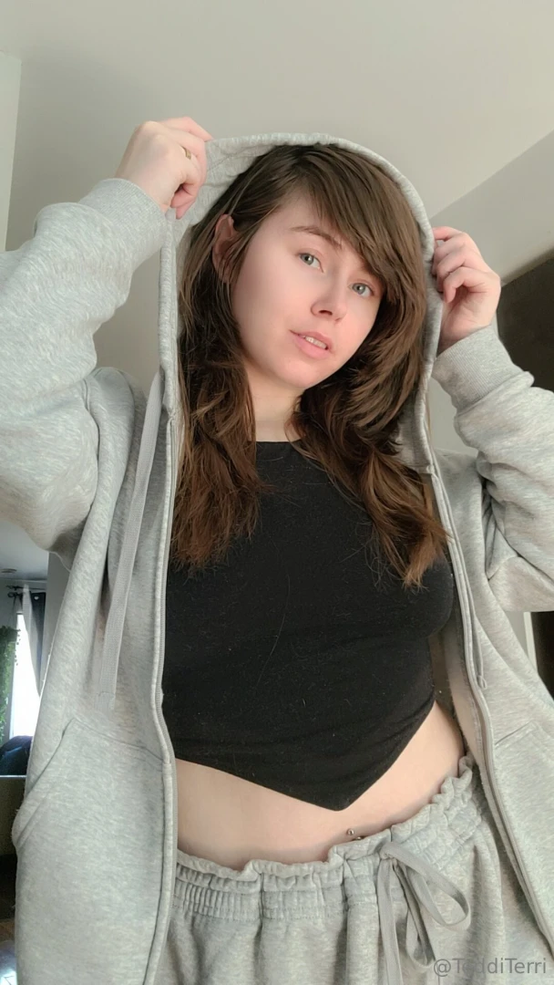 What do you think of my new sweat suit your gurls ass has gotten so part 2 