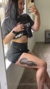 I m sorry but how cute am i looking today i kinda want to buy plants