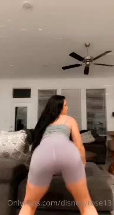 New shorts a vip fan got them for me and i can twerk in them 