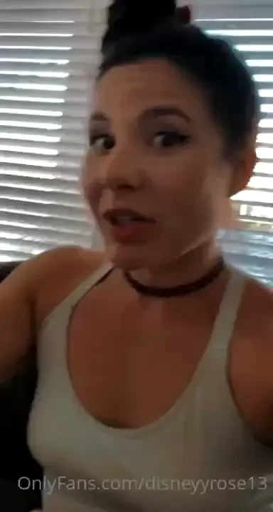 Hey guys if you didn t see on snap insta - i was in a car accident 