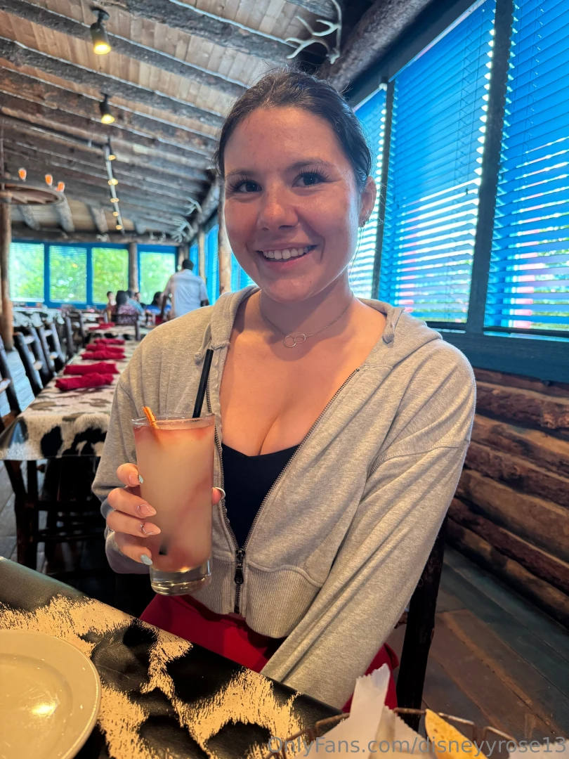 I ll show you every inch of me when you join my vip disneyyrose 