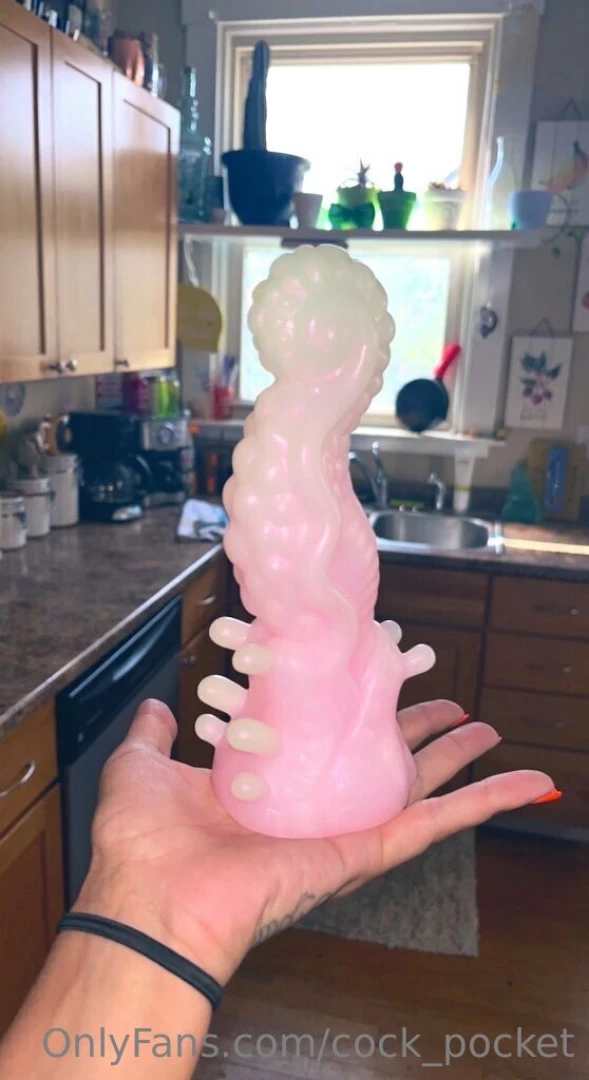 I forgot to tell y all i got my glooper 