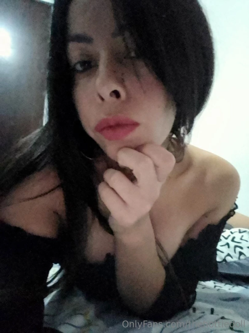 Send me a photo of your cock i want to see that size 