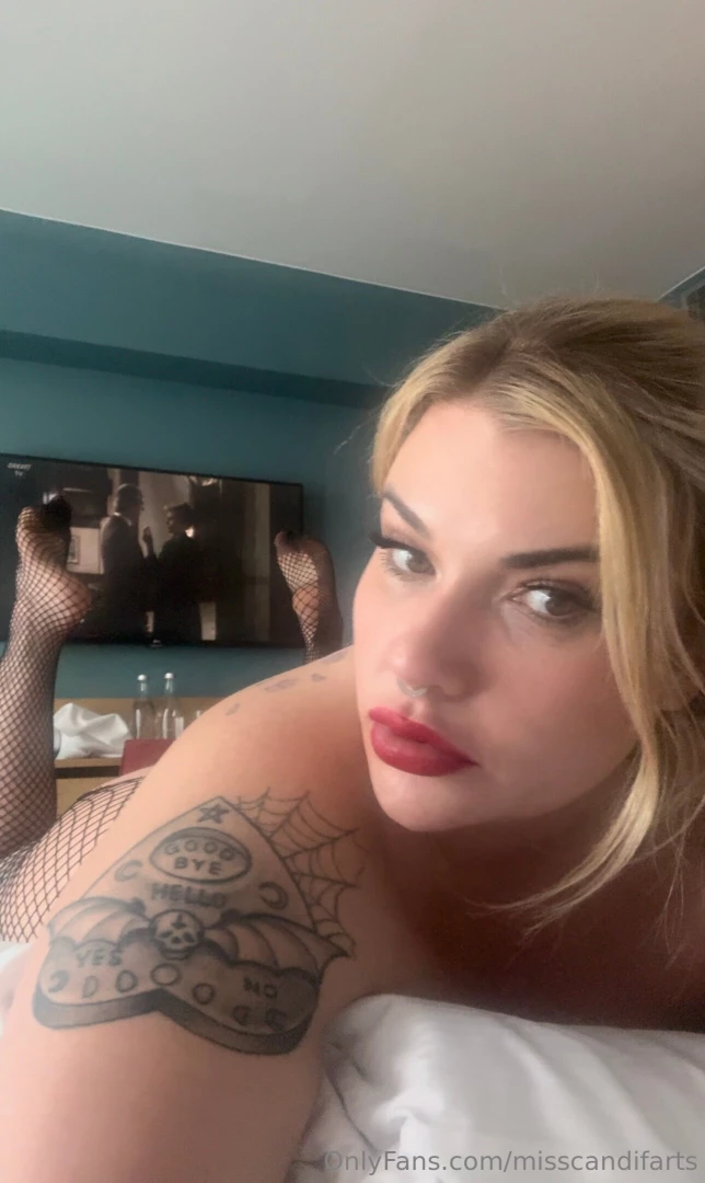 Happy wank holiday monday in the uk an extra day for you to get off 