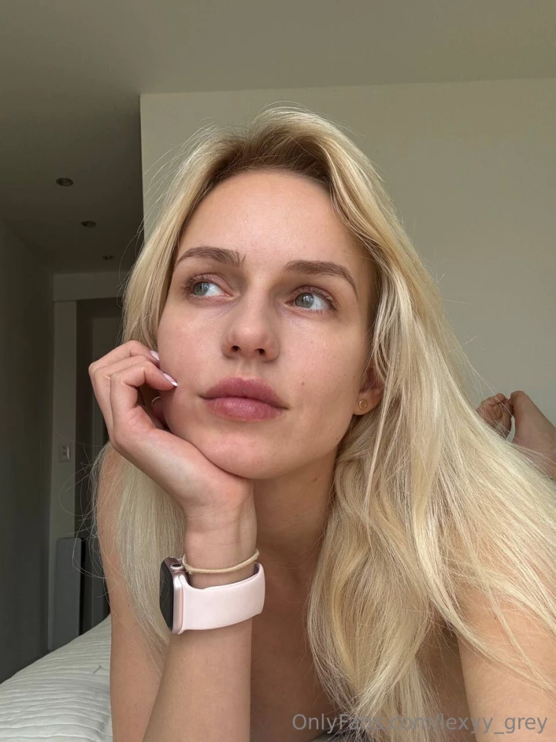 I love this days at home without make-up and clothes full of relax and part 1 