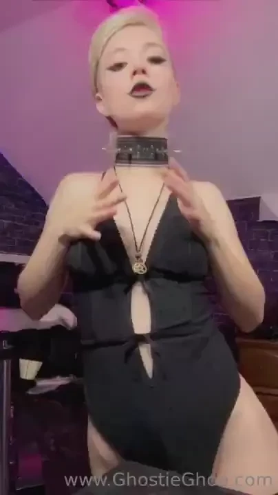 I m live meow on cb and epl y cum and say hi i m trying out my fuck 