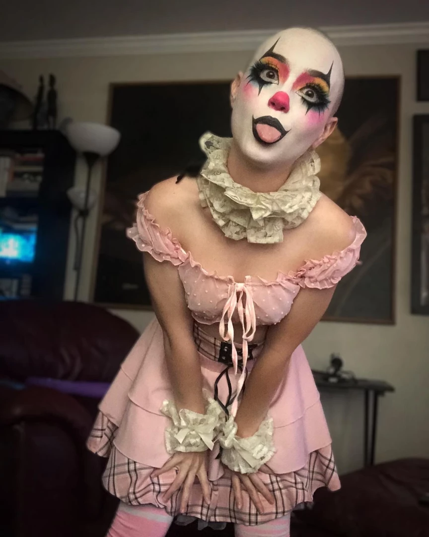 Sneaky peeks of the cute clown make-up i did for the crazy porno i part 1 