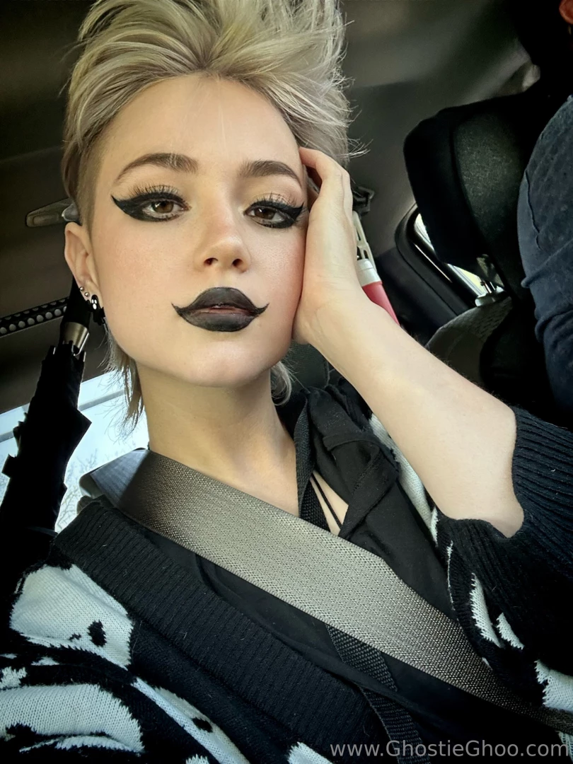 Must be the cutest person running errands part 1 