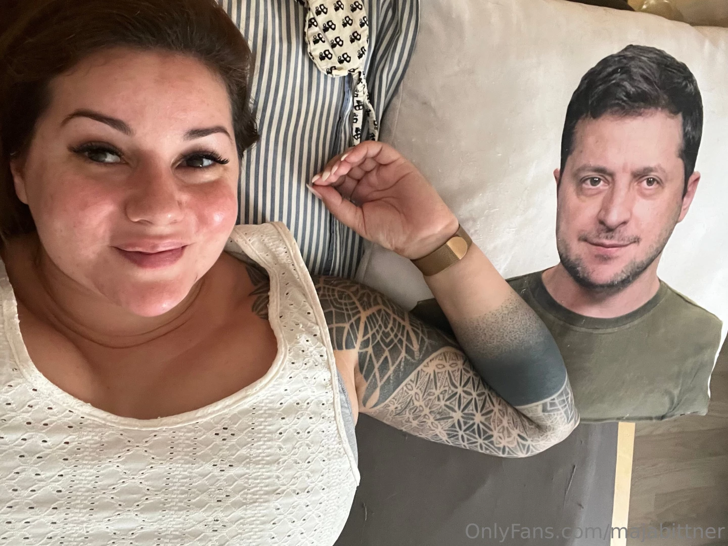 I now spend a lot of time with volodymyr in bed how about you nomakeup 