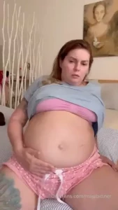 Looong stuffing vid this wednesday