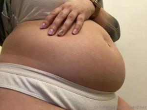How would you rate my new nails and stretch marks