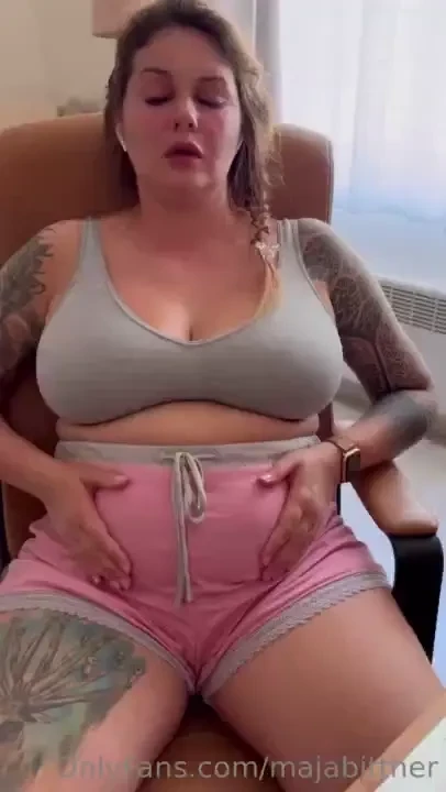 Beer drinking food c-ma b-rping and a little ch-king i fed so much i 