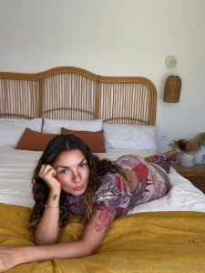My shoulders are stiff can you massage them for me