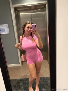 Serving pink energy all day long