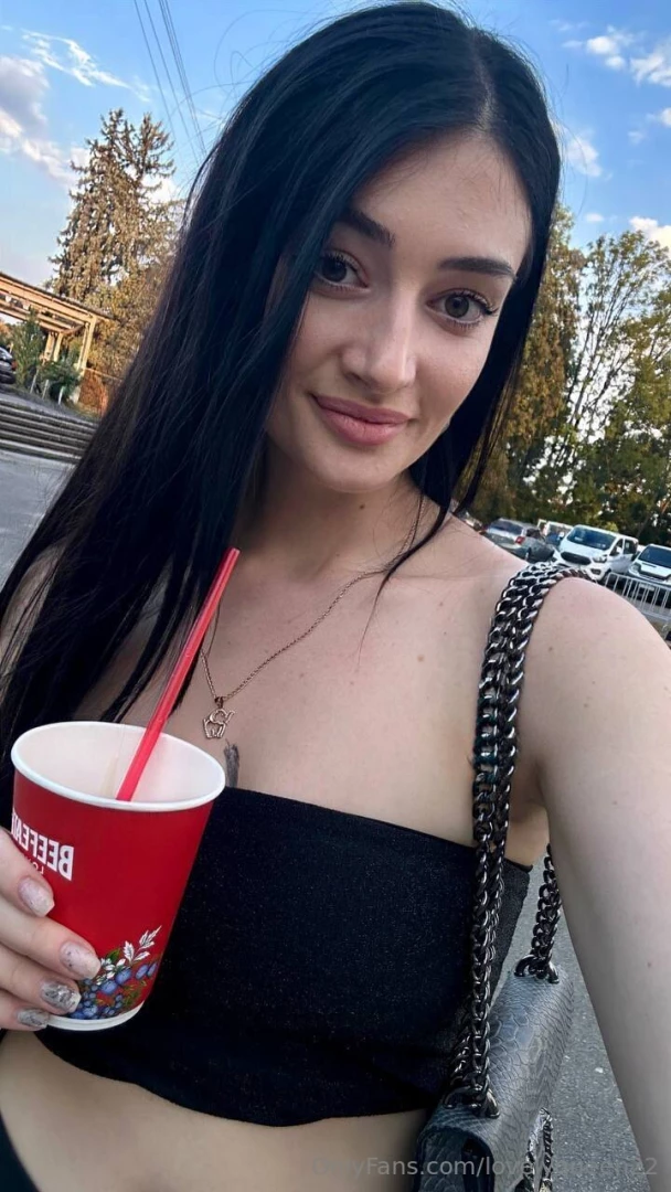 I decided to take a little walk in such clear weather and drink a 