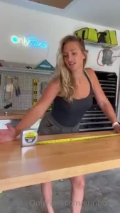 How do you read a tape measure put simply 1 1 2 2 and so on between