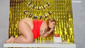 Fail cake stuffing one of juicy s favorite dates of the year has part 1
