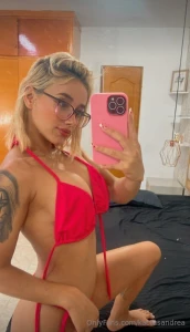 Zoeruizz take a good look at this sexy body wanna see a little more part 240