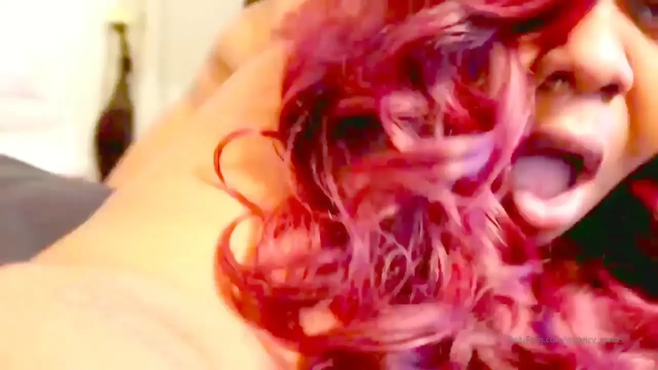 Fuck me hard i ll make you cum 