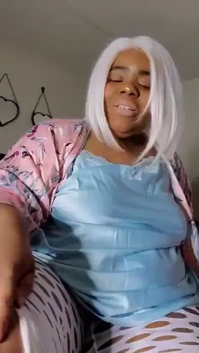 Touch that dick for me would you nut for me if so where 