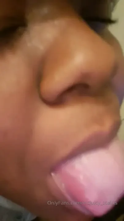 Cum in my mouth ahhhhh drop a tip if you want more videos like this 