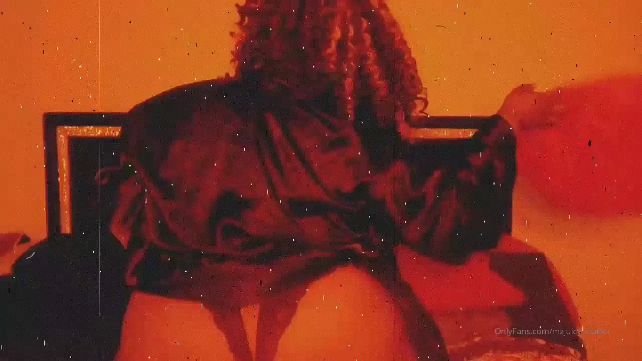 Red light special drop a if your active leave a tip for more videos 