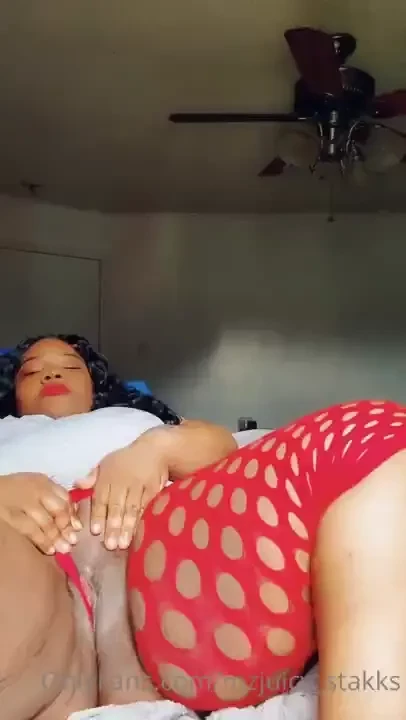 Happy saturday love s i was so horny i had to do it twice drop a tip 