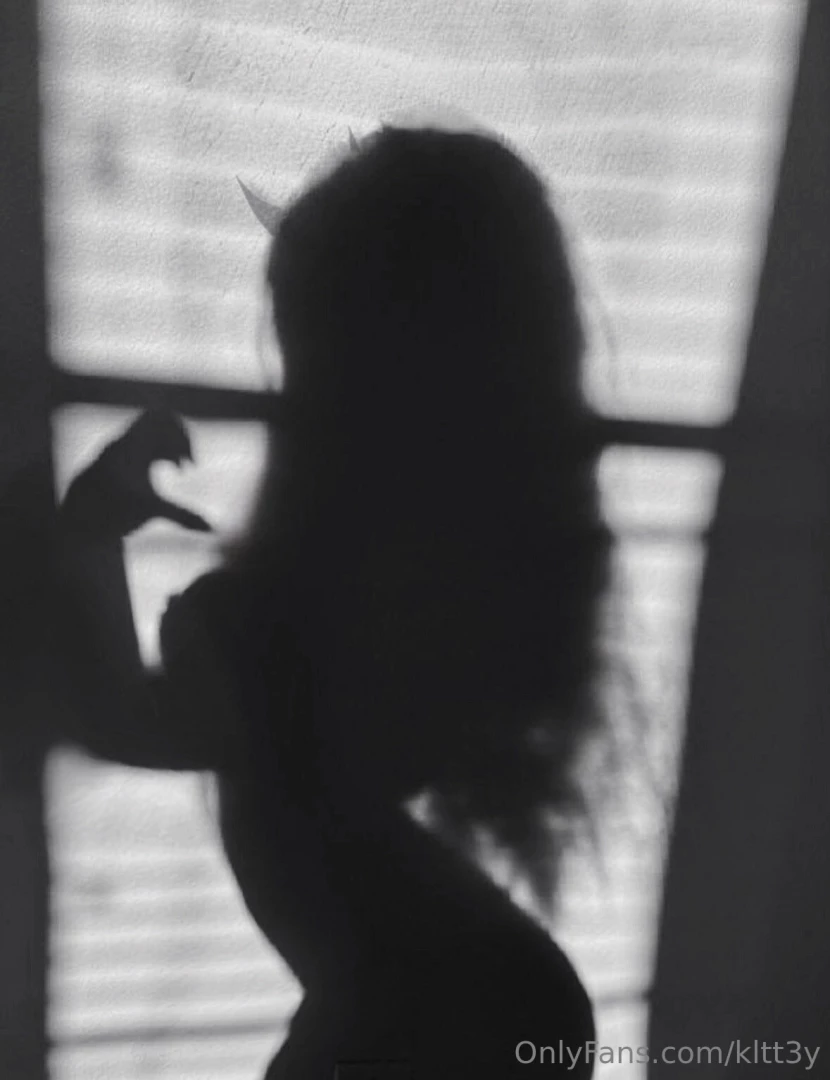 Bad manners to leave a succubus hungry 