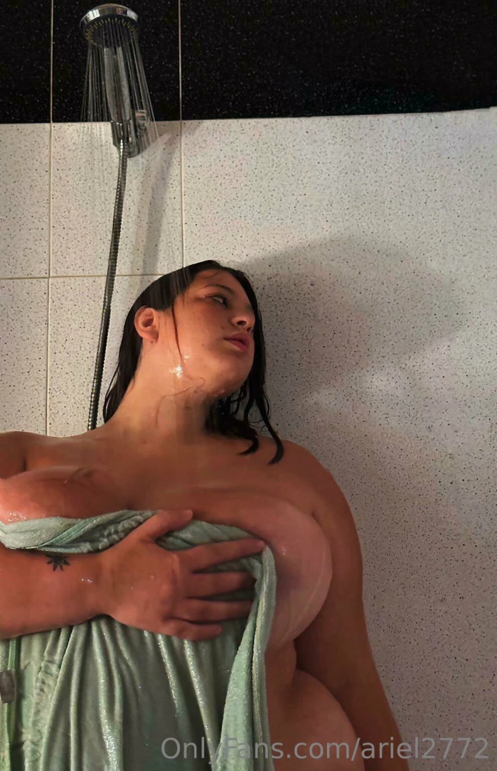 Che ne dite ci rinfreschiamo insieme 