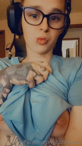 Some work titties gladly will make some customs while working 5 for part 2